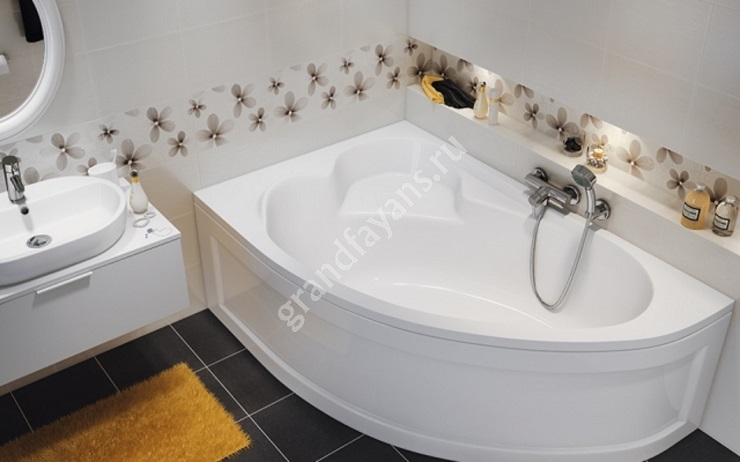 Угловая ванная комната. Дизайн ванной комнаты с угловой ванной фото